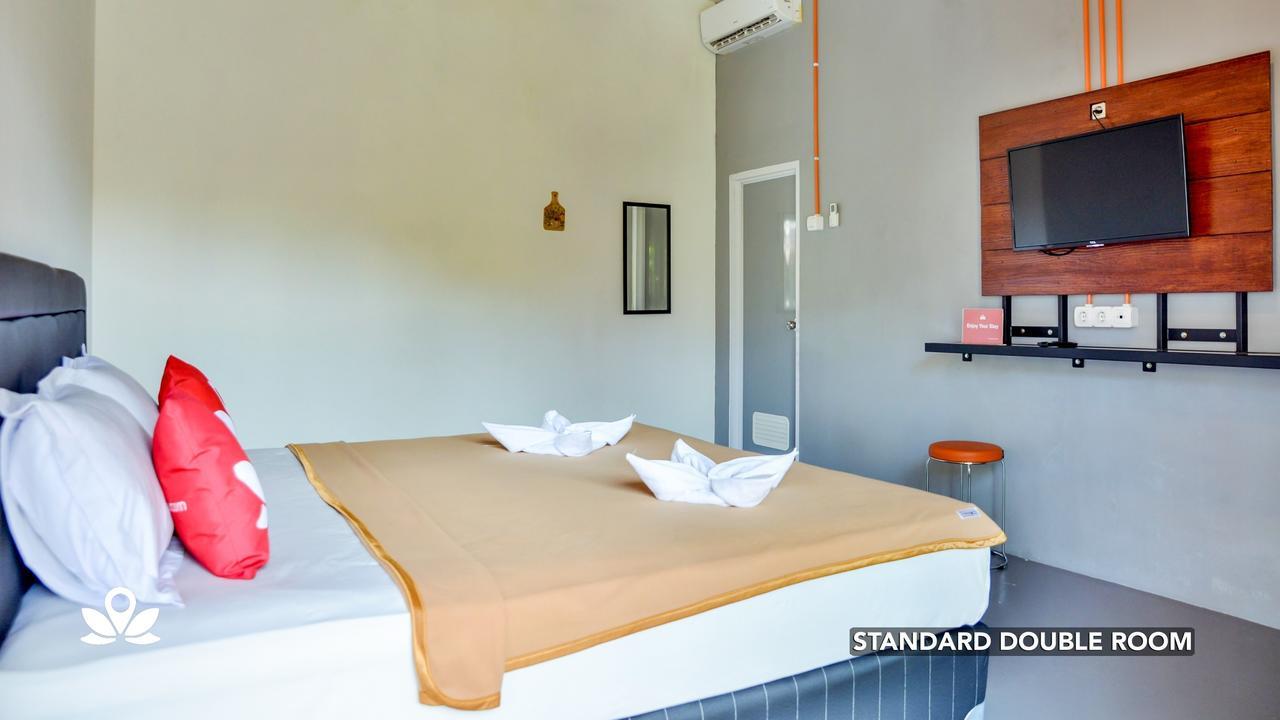 Ndalem Sorogenen Guesthouse Yogyakarta Dış mekan fotoğraf