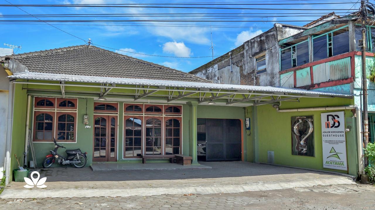 Ndalem Sorogenen Guesthouse Yogyakarta Dış mekan fotoğraf