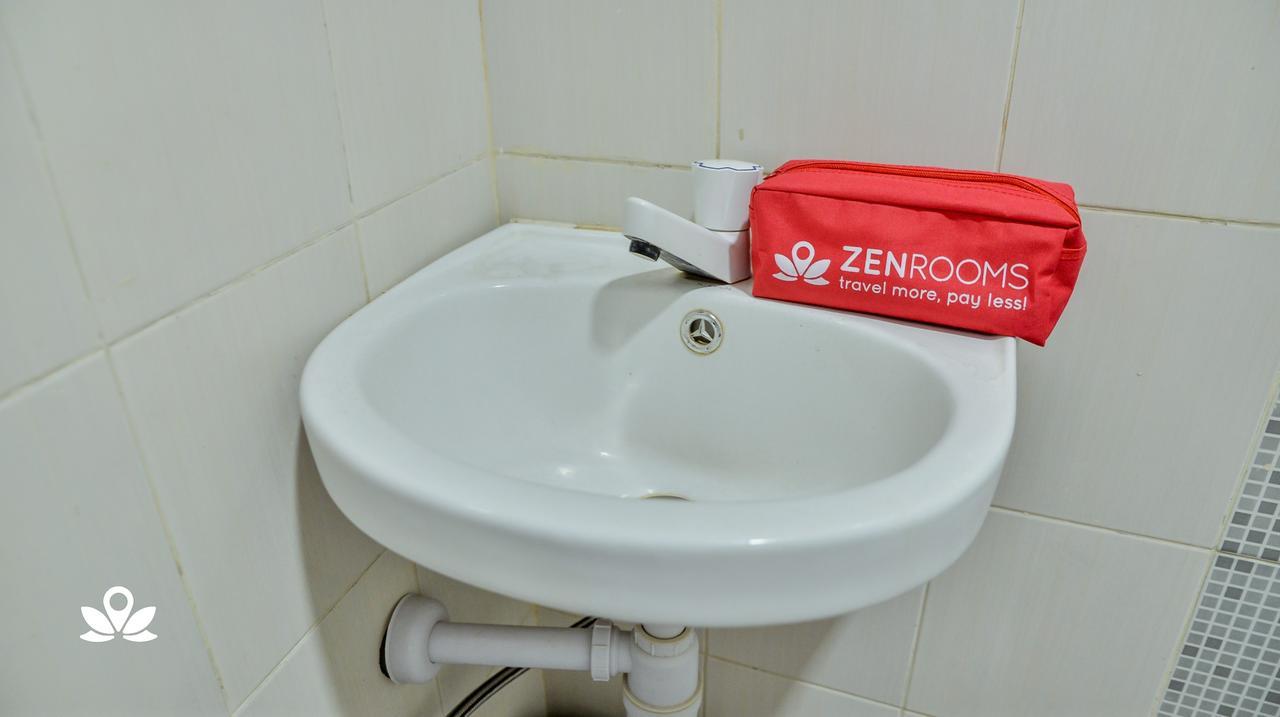 Ndalem Sorogenen Guesthouse Yogyakarta Dış mekan fotoğraf